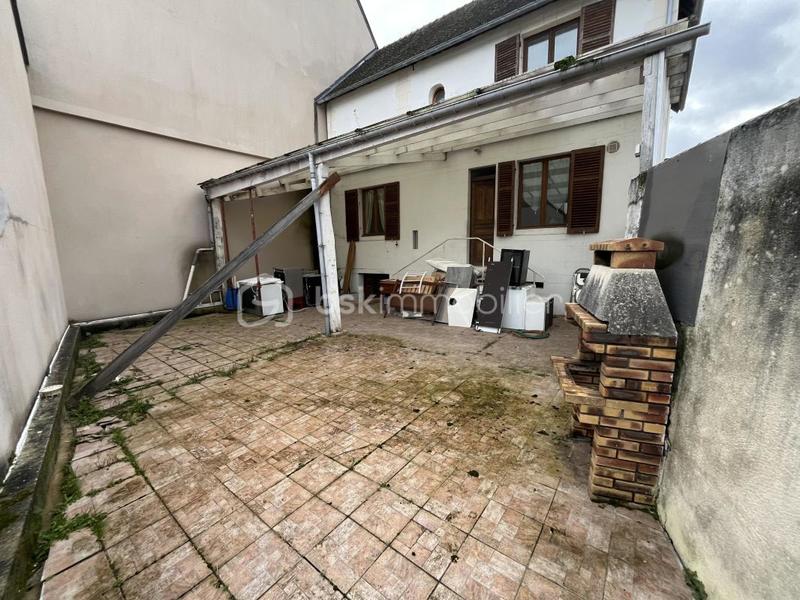 Maison - 215 m² - 5 pièces