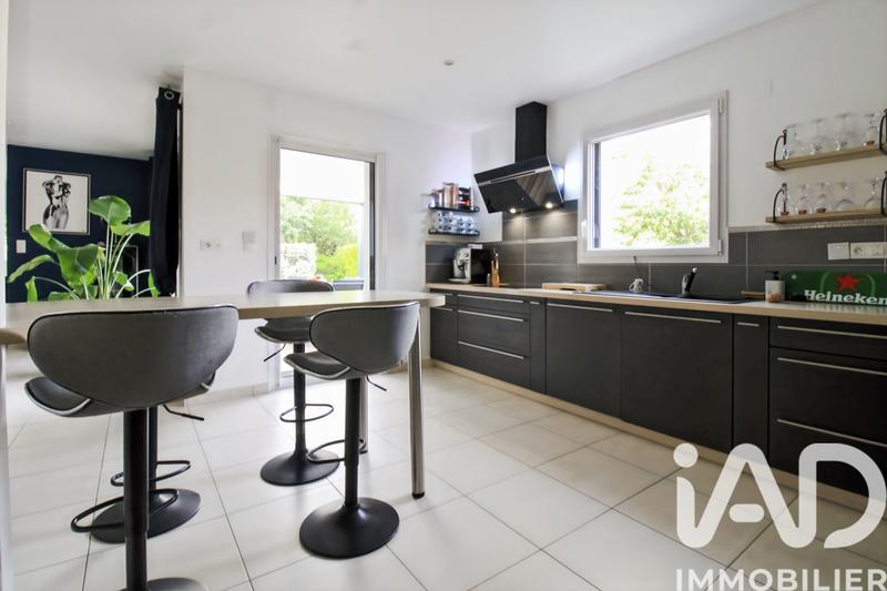 Maison - 144 m² - 7 pièces