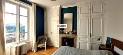 Maison - 190 m² - 8 pièces