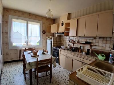 Maison - 159 m² - 8 pièces