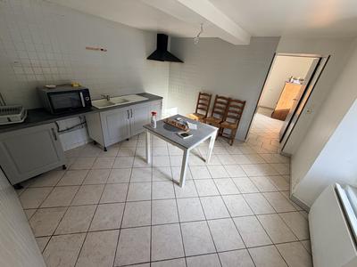 Maison - 92 m² - 2 pièces