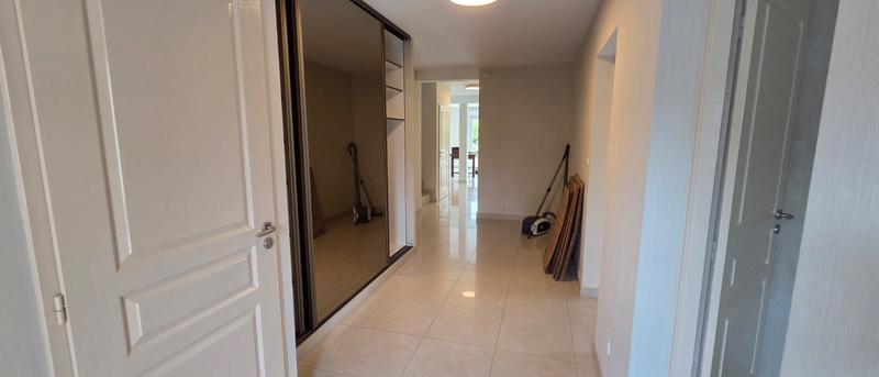 Maison - 135 m² - 6 pièces