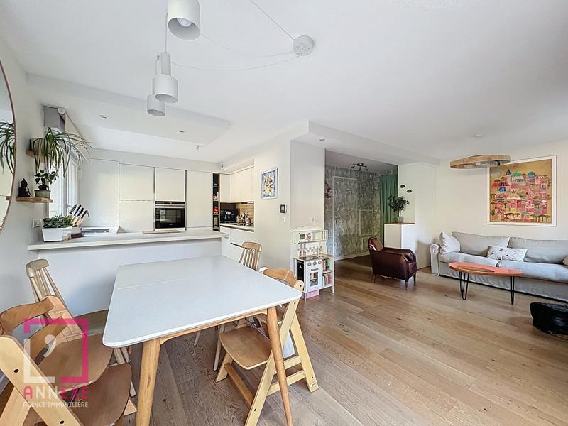 Appartement - 83 m² - 4 pièces