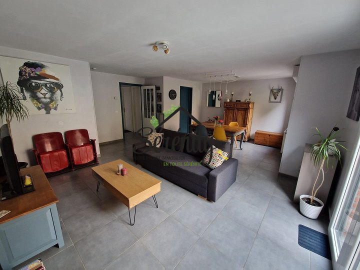 Maison - 96 m² - 6 pièces