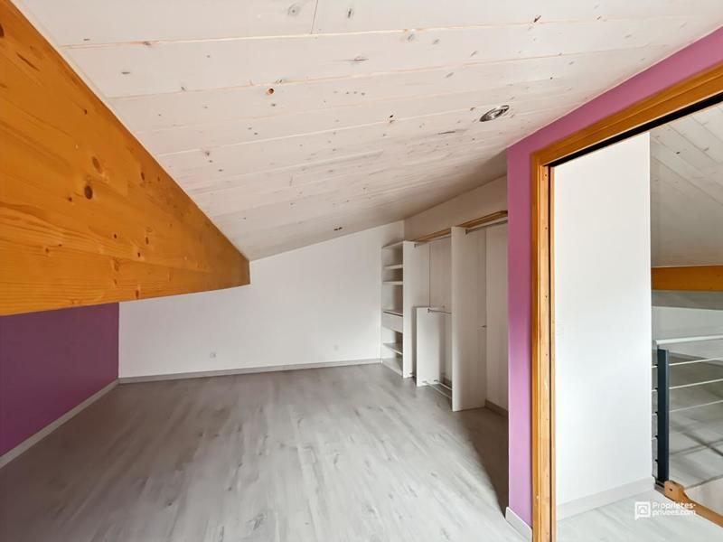 Maison - 180 m² - 7 pièces