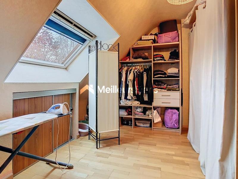 Maison traditionnelle - 112 m² - 6 pièces