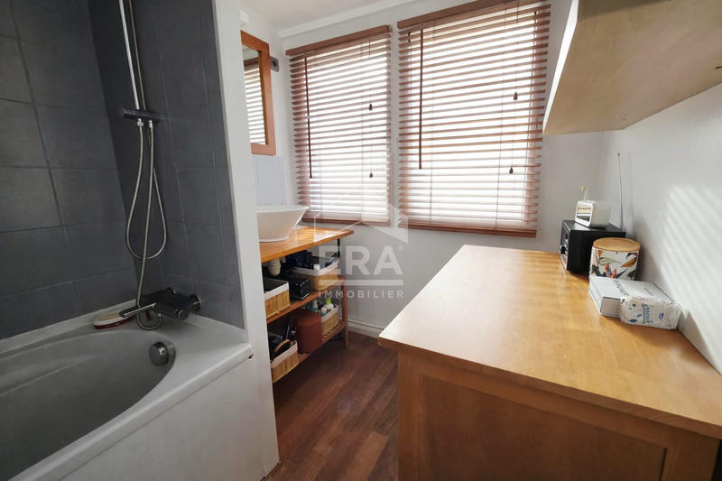 Maison - 95 m² - 6 pièces