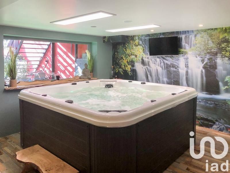 Maison - 140 m² - 5 pièces