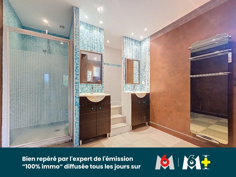 Maison - 245 m² - 7 pièces