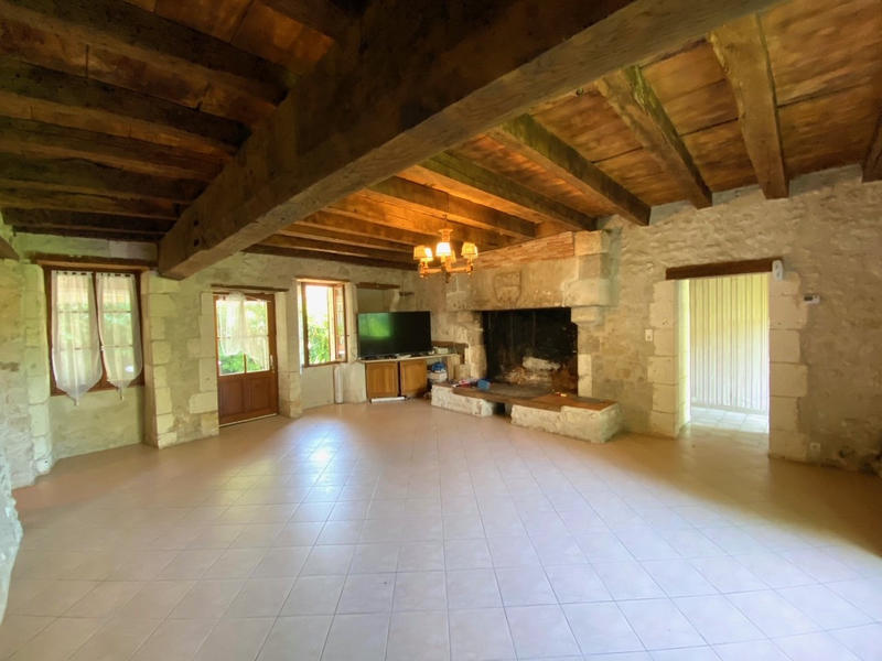 Maison - 218 m² - 7 pièces