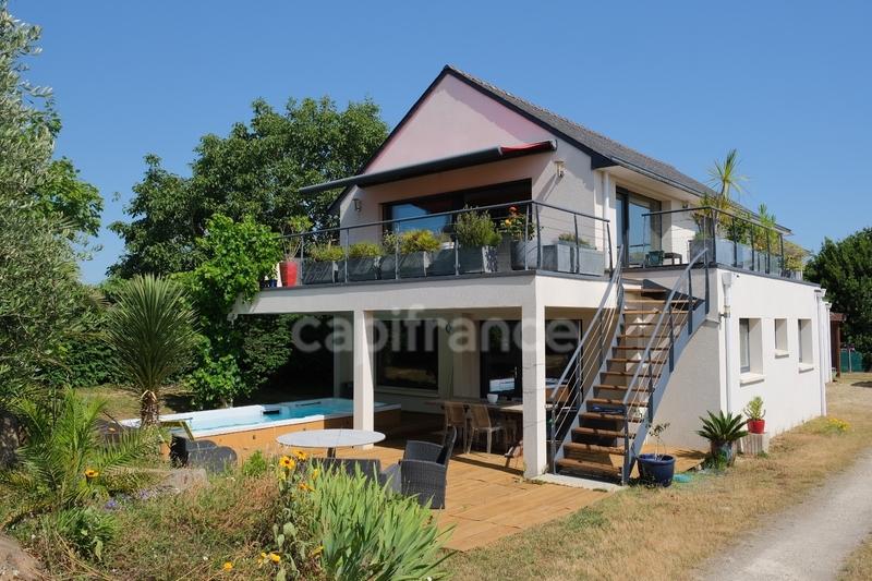 Maison - 172 m² - 7 pièces