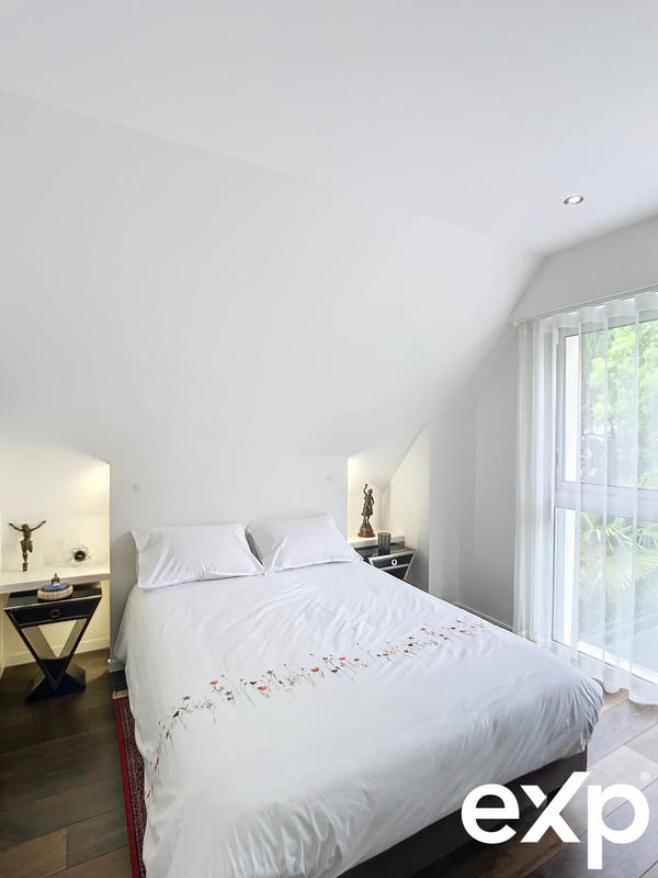 Maison - 161 m² - 5 pièces