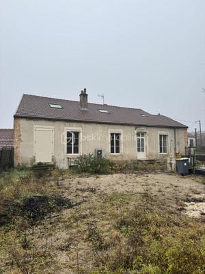 Maison ancienne - 261 m² - 10 pièces