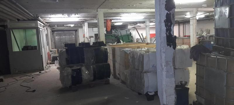 Entrepôt - 4 076 m² - 10 pièces