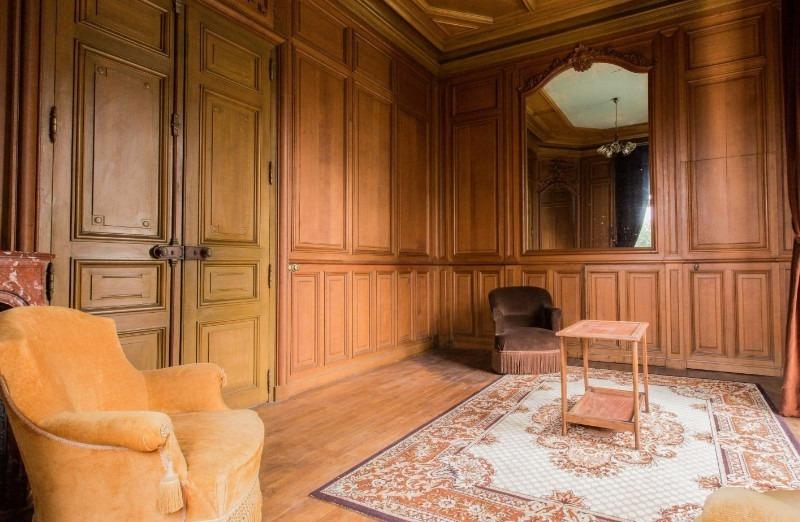 Manoir - 4 200 m² - 72 pièces