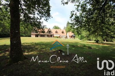 Maison de campagne - 350 m² - 10 pièces