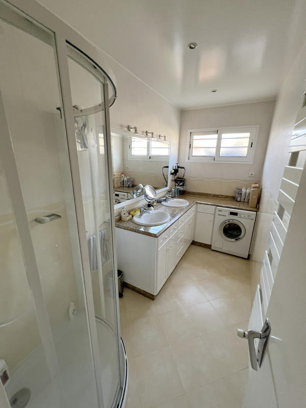 Maison - 113 m² - 6 pièces