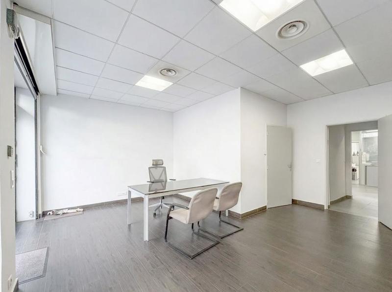 Bureau - 180 m²