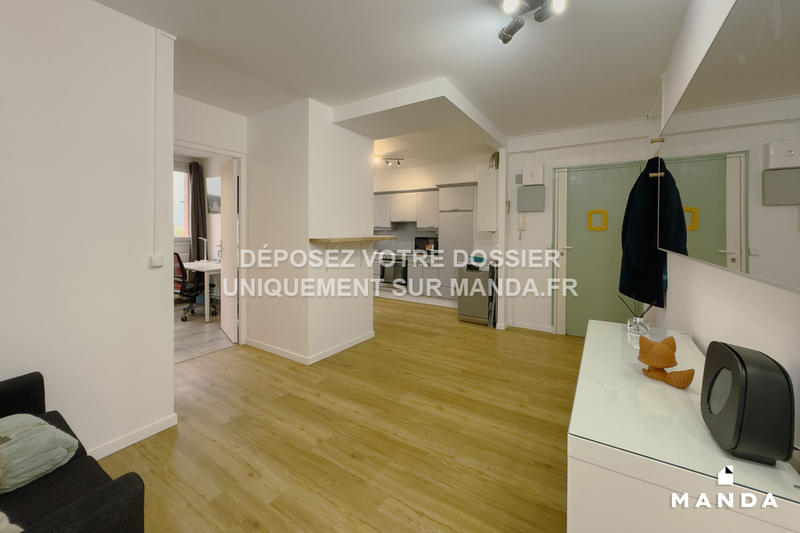 Chambre - 13 m² - 6 pièces