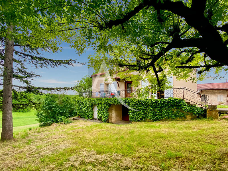 Maison - 171 m² - 7 pièces