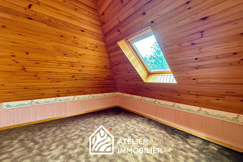 Maison - 176 m² - 8 pièces