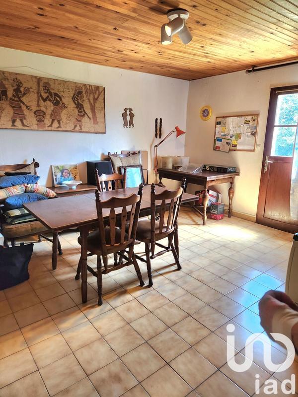 Maison - 220 m² - 5 pièces