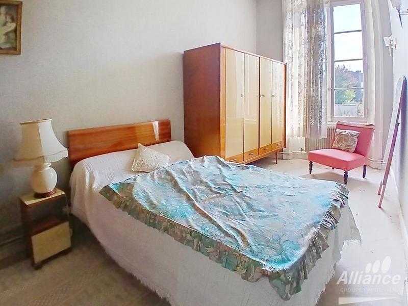 Appartement ancien - 86 m² - 3 pièces