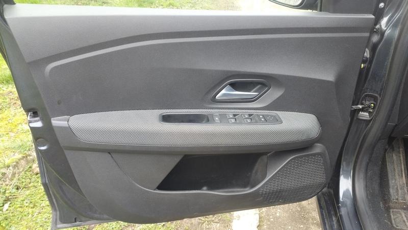 Dacia Sandero 1.0 TCe 90 Confort