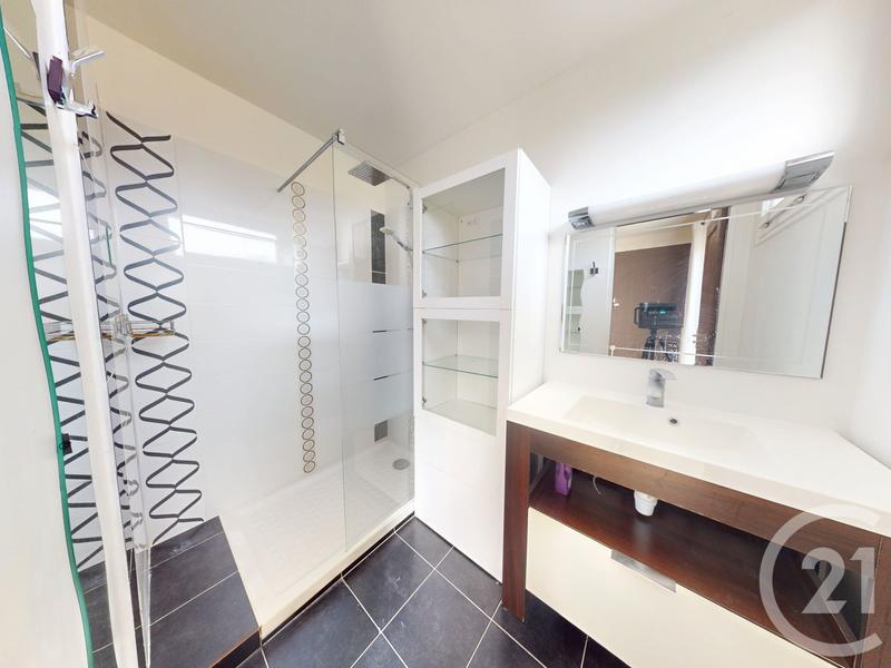 Maison - 152 m² - 5 pièces