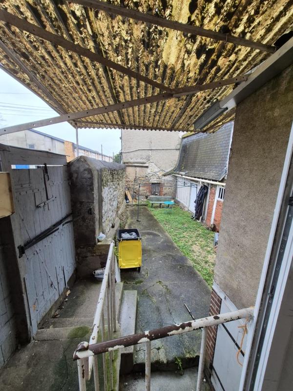 Maison - 186 m² - 7 pièces