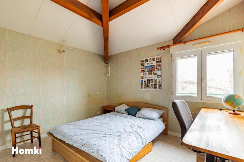 Maison - 98 m² - 5 pièces