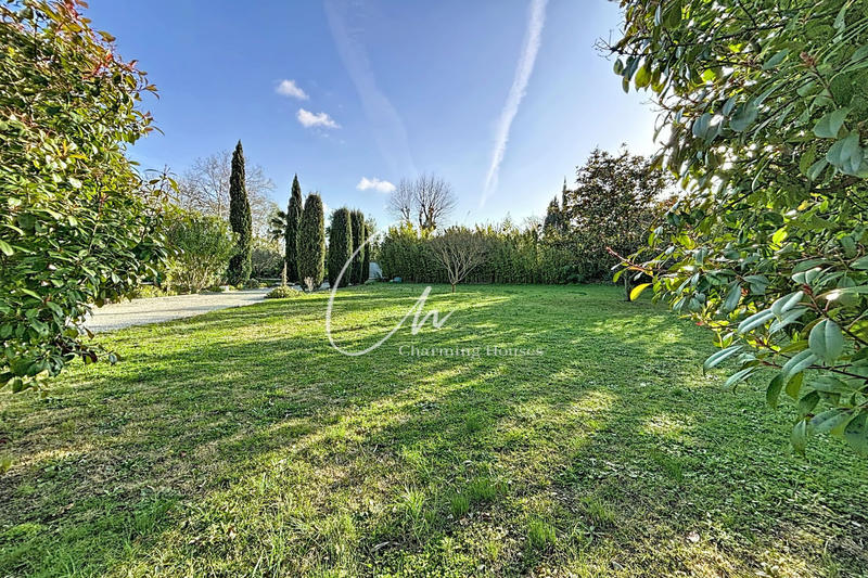 Terrain - 597 m²