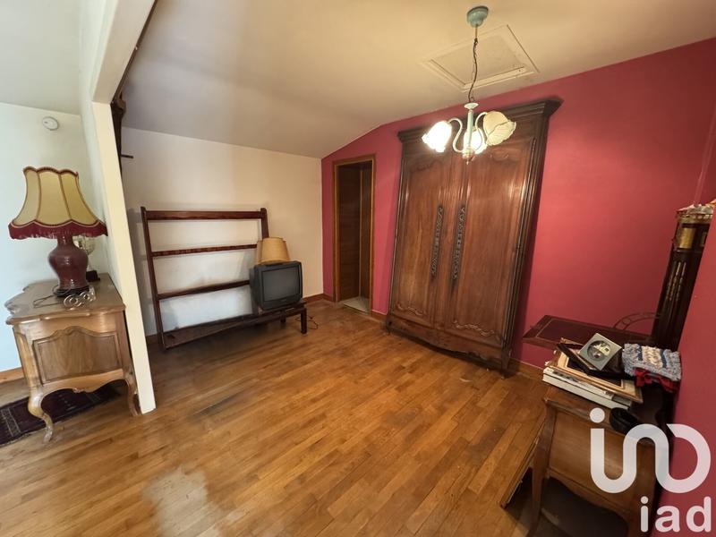 Maison - 298 m² - 7 pièces