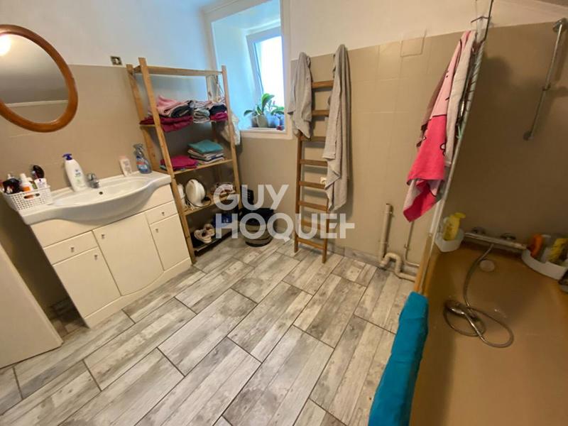 Maison - 190 m² - 6 pièces