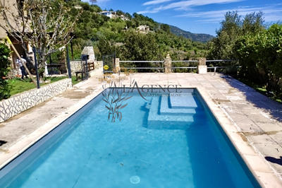 Maison - 135 m² - 6 pièces