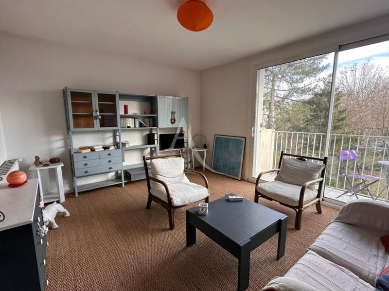 Appartement - 61 m² - 4 pièces