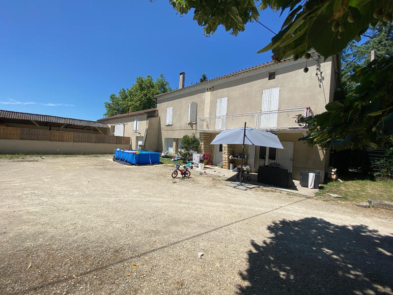 Maison - 121 m² - 6 pièces