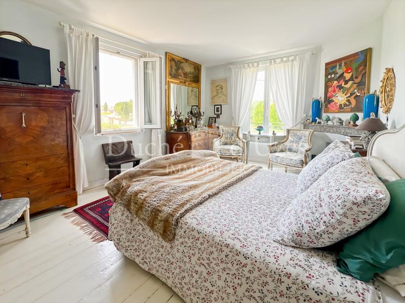 Maison - 166 m² - 5 pièces