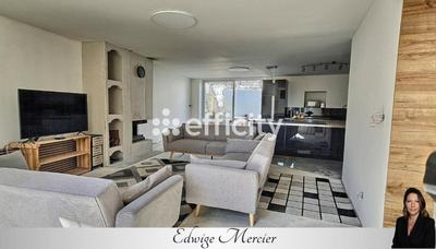 Maison - 136 m² - 4 pièces