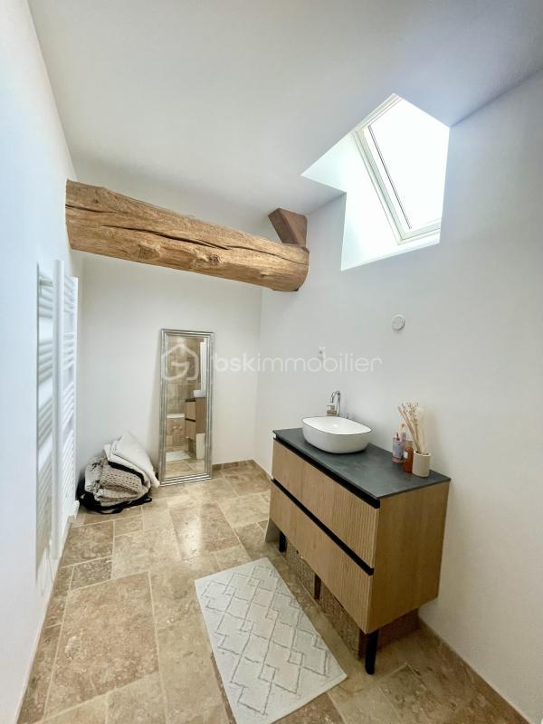 Propriété - 174 m² - 6 pièces