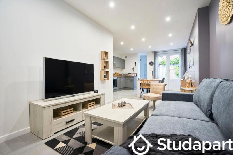 Chambre - 14 m² - 1 pièce