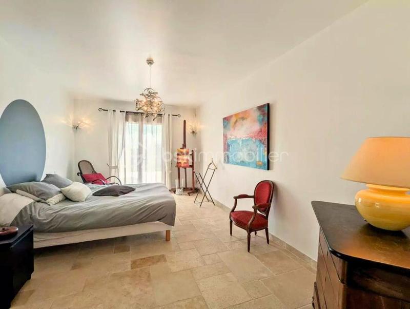 Demeure - 196 m² - 5 pièces