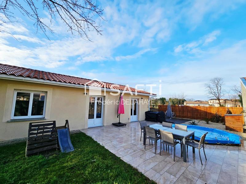 Maison - 94 m² - 4 pièces