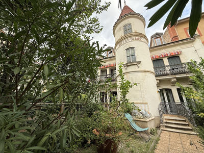 Immeuble - 332 m² - 12 pièces