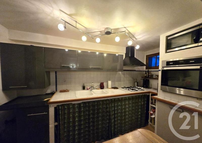 Maison - 98 m² - 4 pièces