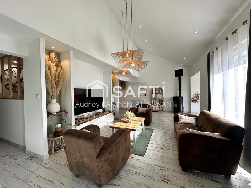 Maison - 115 m² - 8 pièces