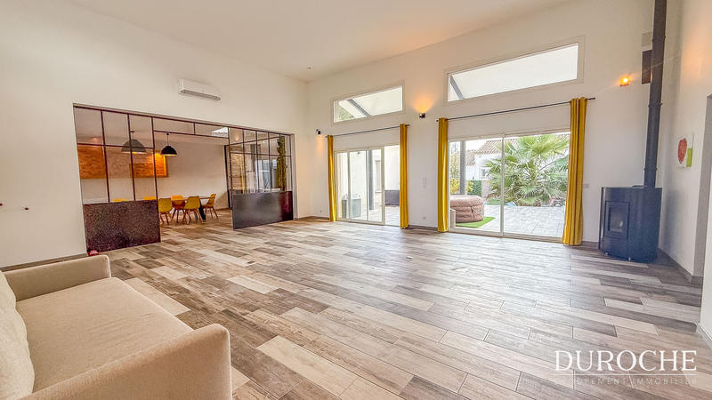 Villa - 210 m² - 5 pièces