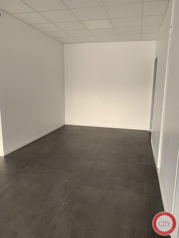 Local commercial - 119 m²