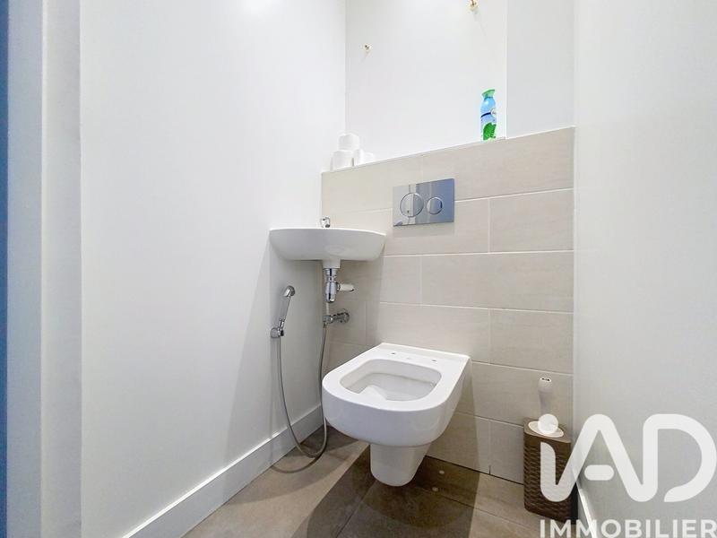 Maison - 180 m² - 5 pièces