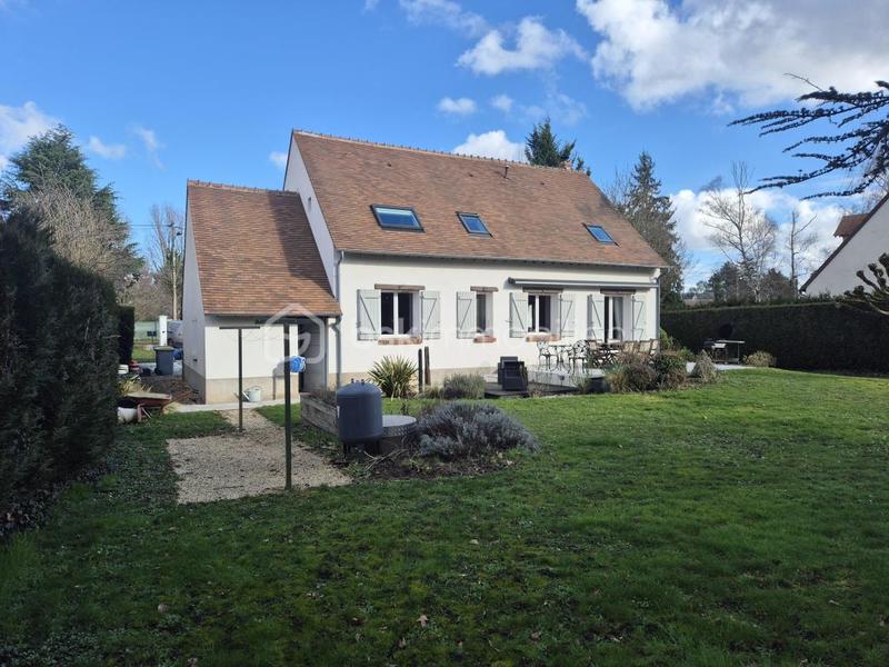 Maison traditionnelle - 136 m² - 6 pièces